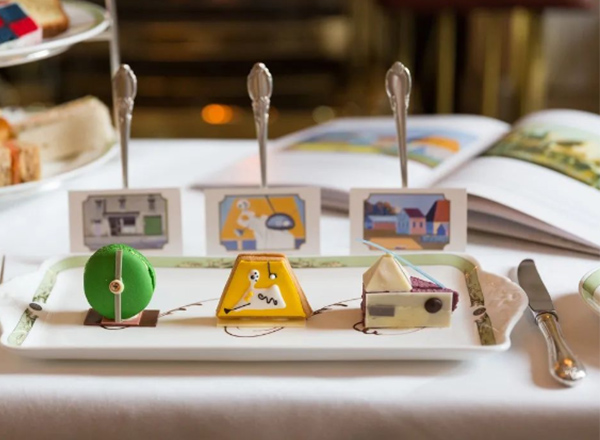 Leisure time, hidden in Dublin afternoon tea